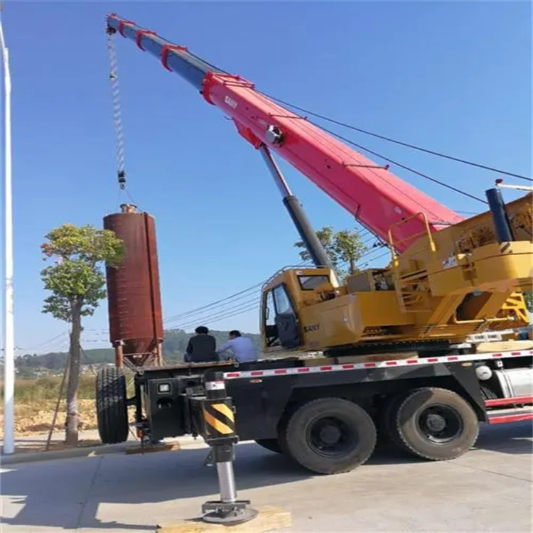 毛感乡专业吊车租赁多少钱