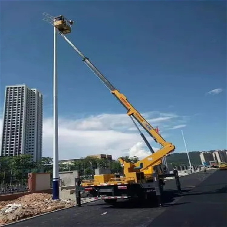 毛感乡维修路灯的曲臂升降车出租