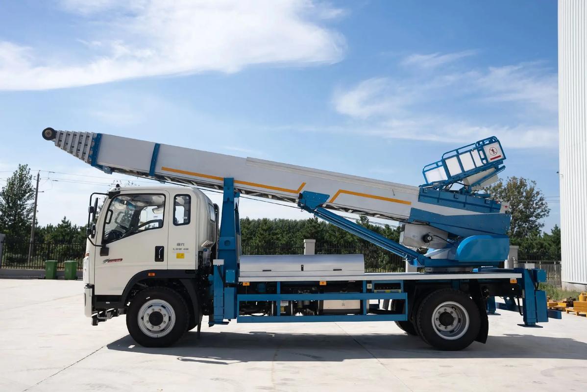 毛感乡云梯上料车租赁费用