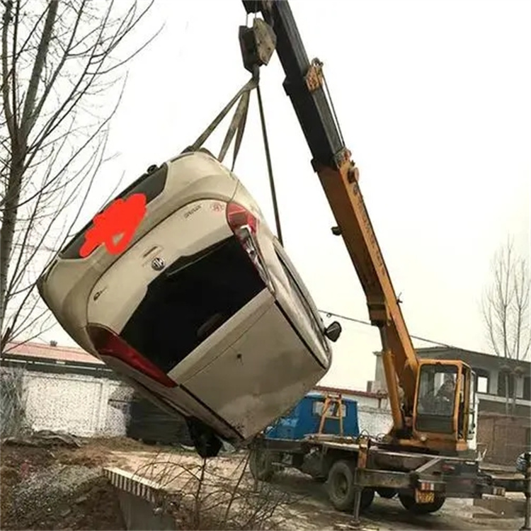 毛感乡随时待命，吊车24小时道路救援服务全解析